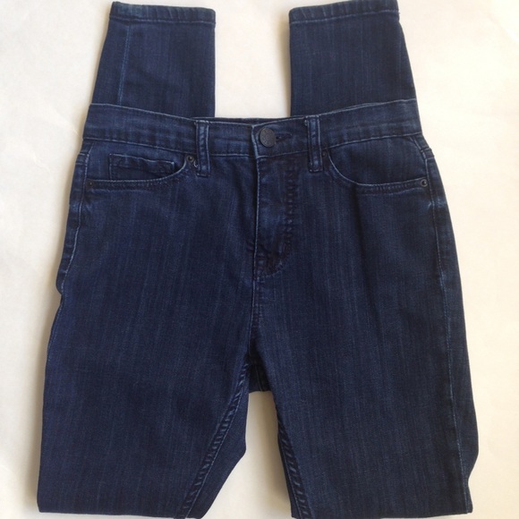 Urban Outfitters Denim - UO BDG high rise twig ankle 26